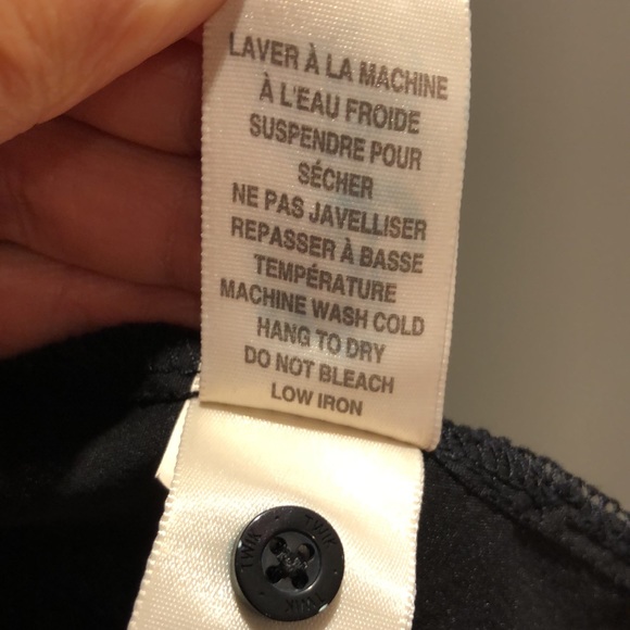 H&M sleeveless black shirt - Picture 8 of 8